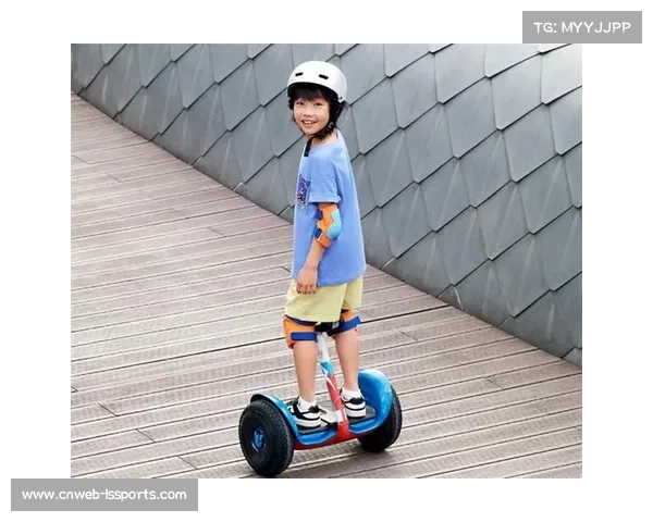 青少年平衡车安全新规实施 强制佩戴全防护护具保障骑行安全 青少年平衡车安全新规实施 强制佩戴全防护护具保障骑行安全